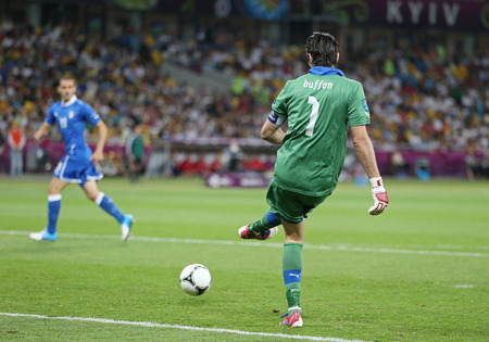 Italy, Buffon